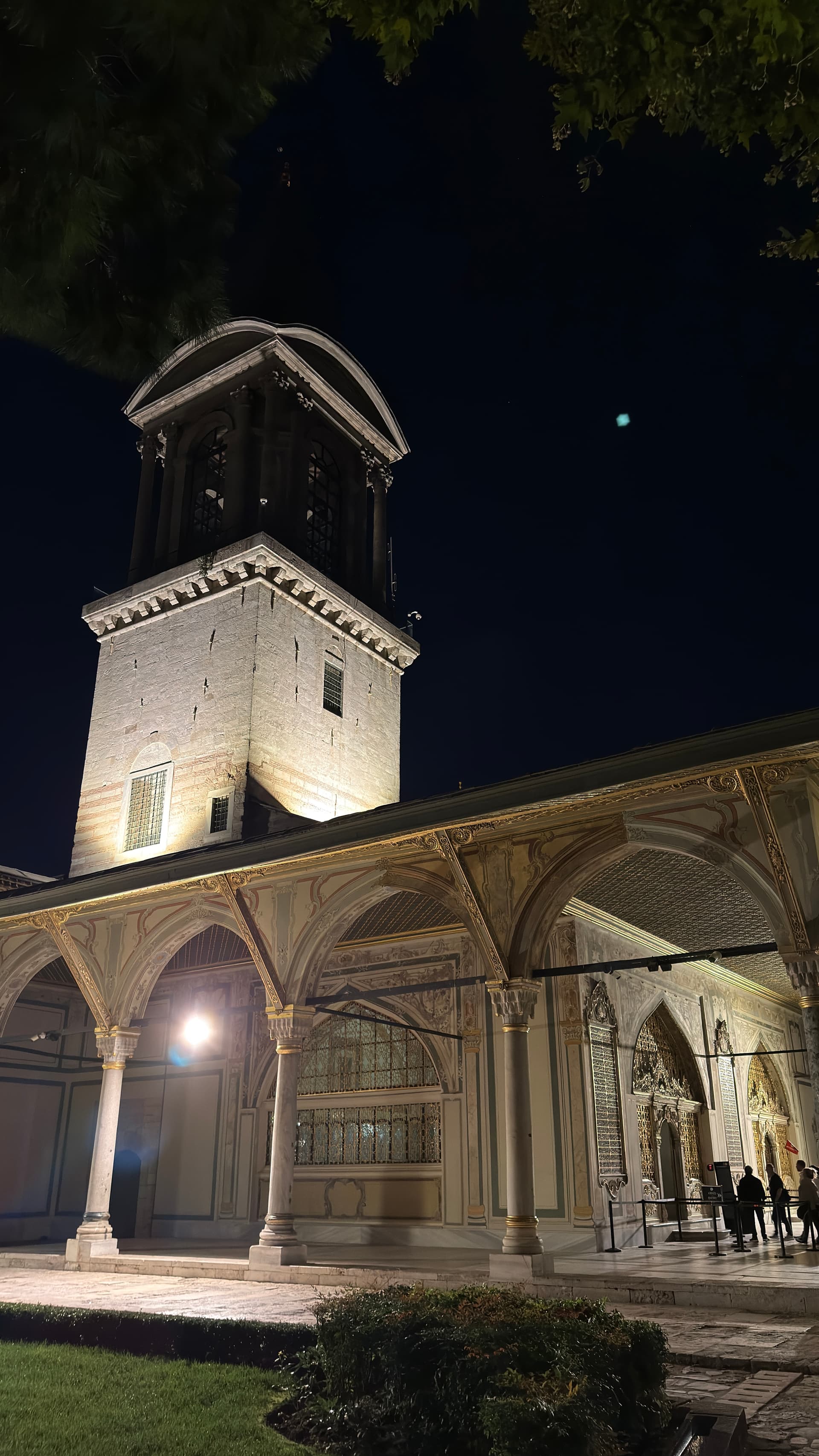 TOPKAPI SARAYI GECE TURU - 4