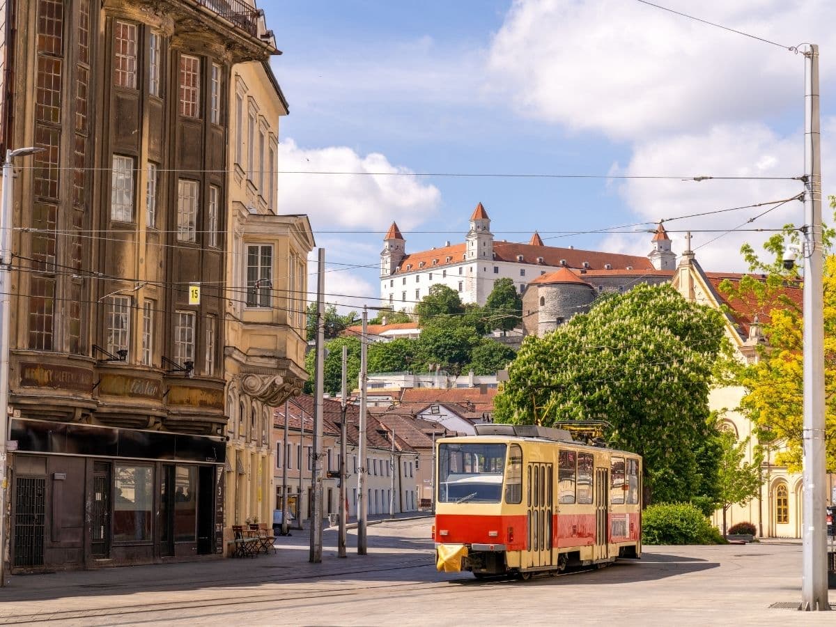 BRATİSLAVA - 10