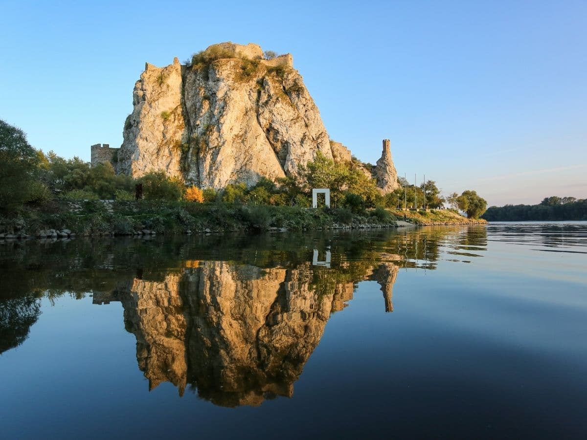 BRATİSLAVA - 13