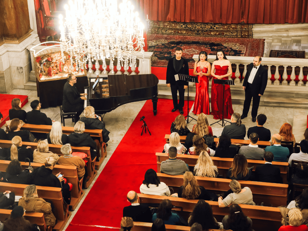 İSTANBUL’DA NOEL GECE - KATEDRAL - 7