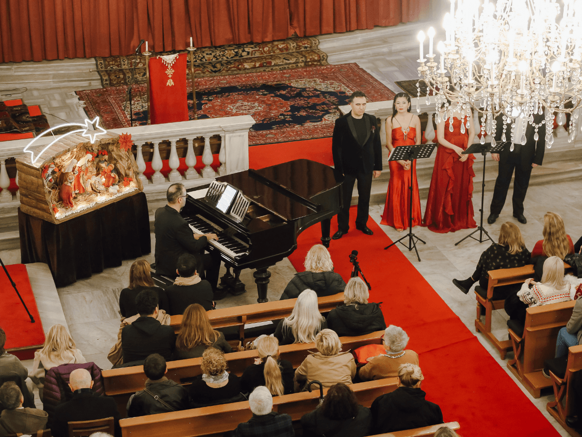 İSTANBUL’DA NOEL GECE - KATEDRAL - 10