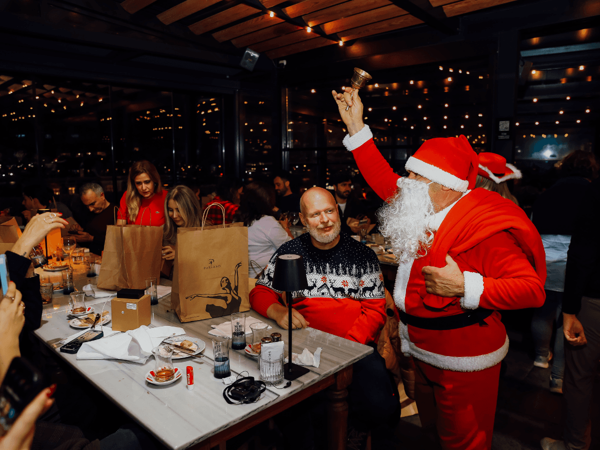 İSTANBUL’DA NOEL GECE - 19