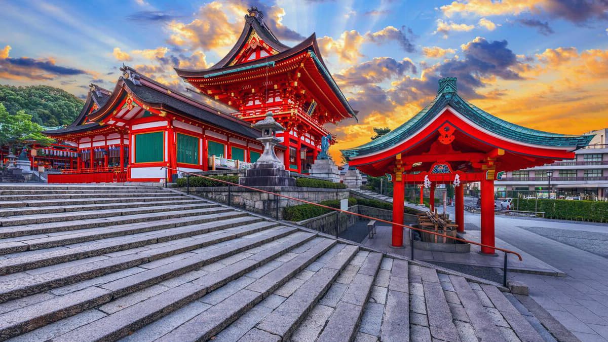 LONGEVITY, UZUN YAŞAM, ZEN VE ARMONİ : OKINAWA’DA LONGEVITY VE SAKURA