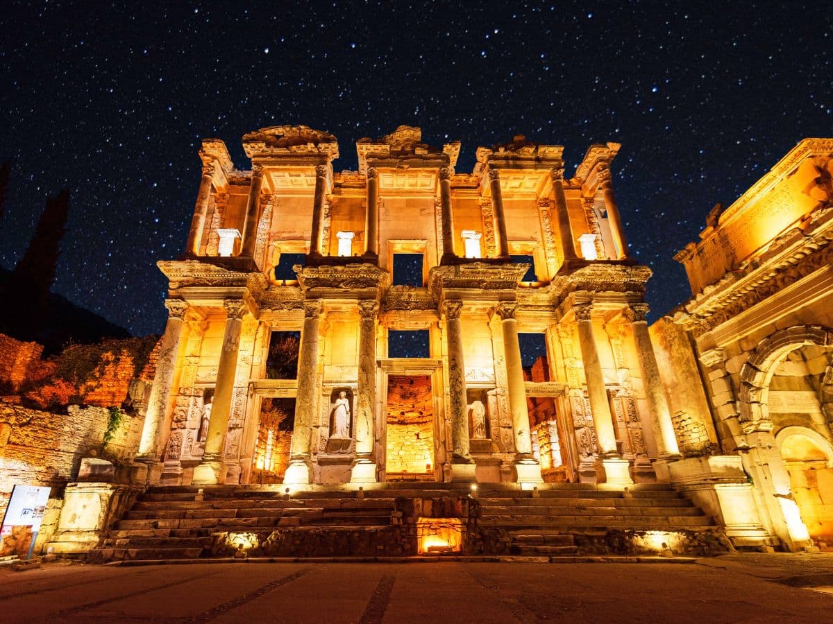 EFES’TE GECE IŞIKLARI VE GÜNEY İZMİR BAĞ ROTASI