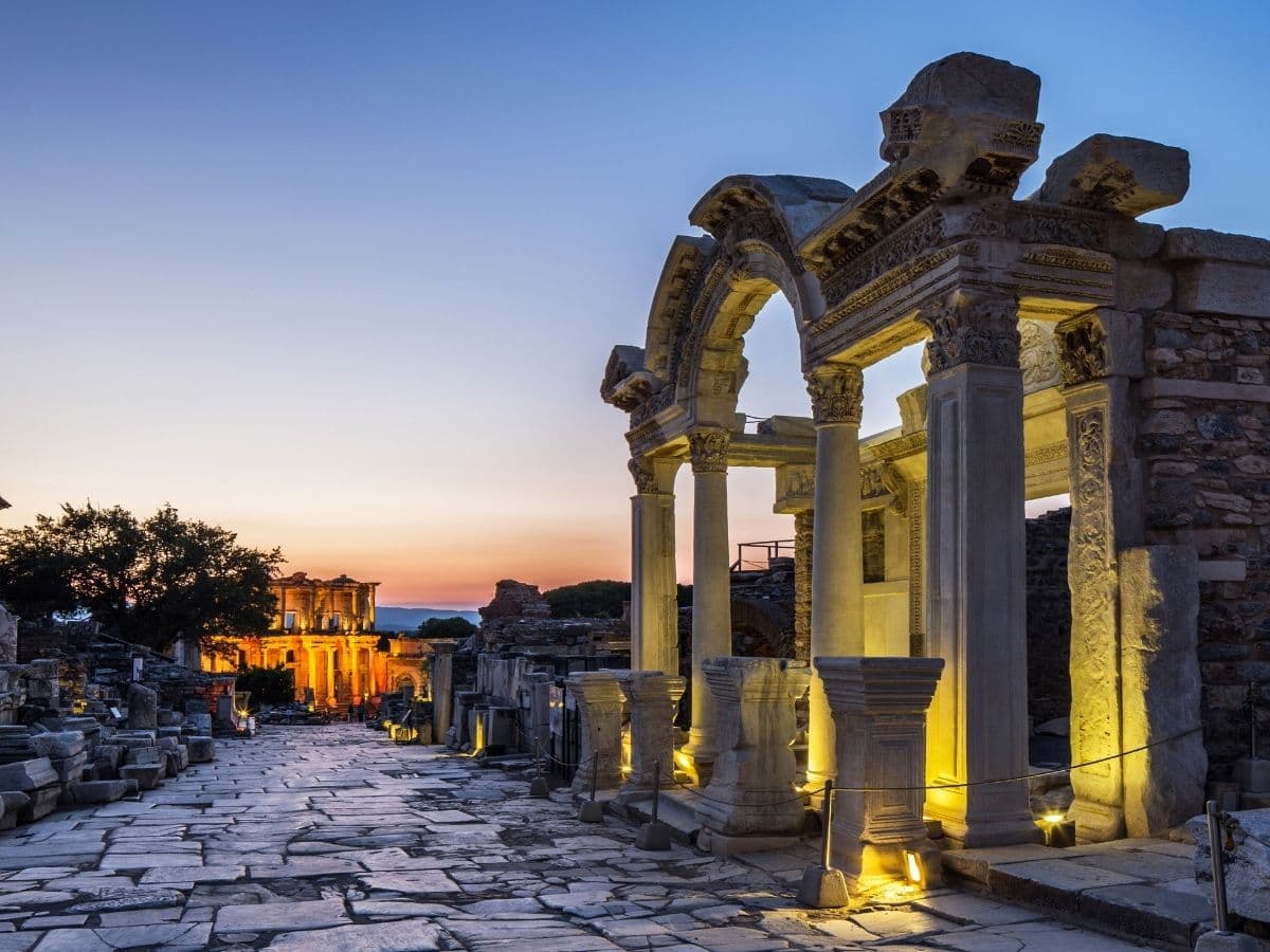 EFES’TE GECE IŞIKLARI VE GÜNEY İZMİR BAĞ ROTASI - 2